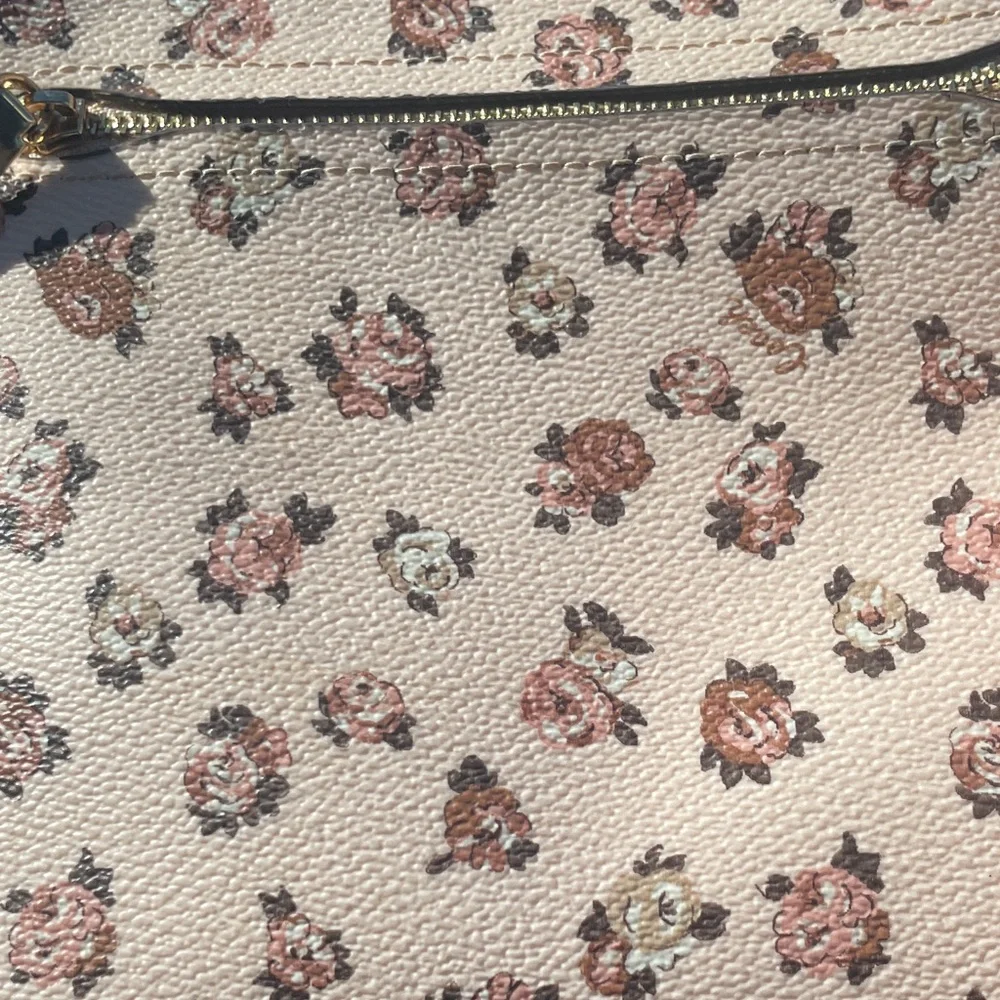 TODAY ONLY!!! Coach Mini Rowan Light Pink and Roses Crossbody Bag - Picture 5 of 10